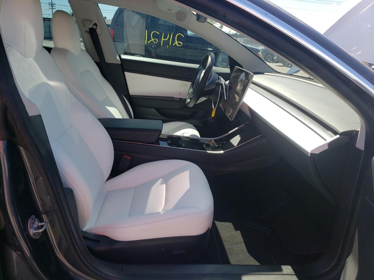 Photo 5 from auction – 2020 TESLA MODEL 3 with VIN 5YJ3E1EBXLF667999