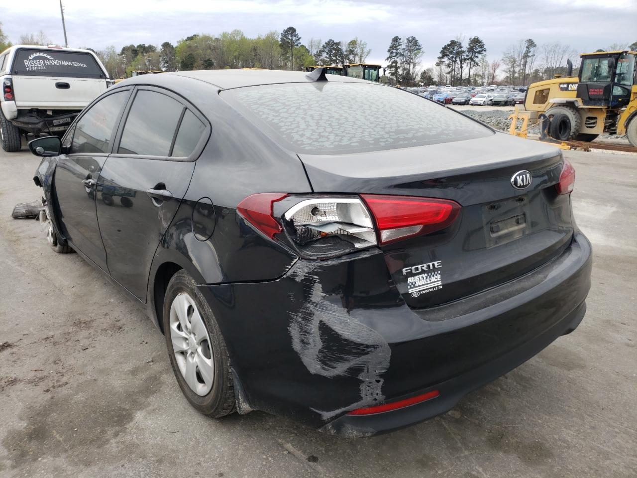 Photo 3 from auction – 2018 KIA FORTE LX with VIN 3KPFK4A78JE229218