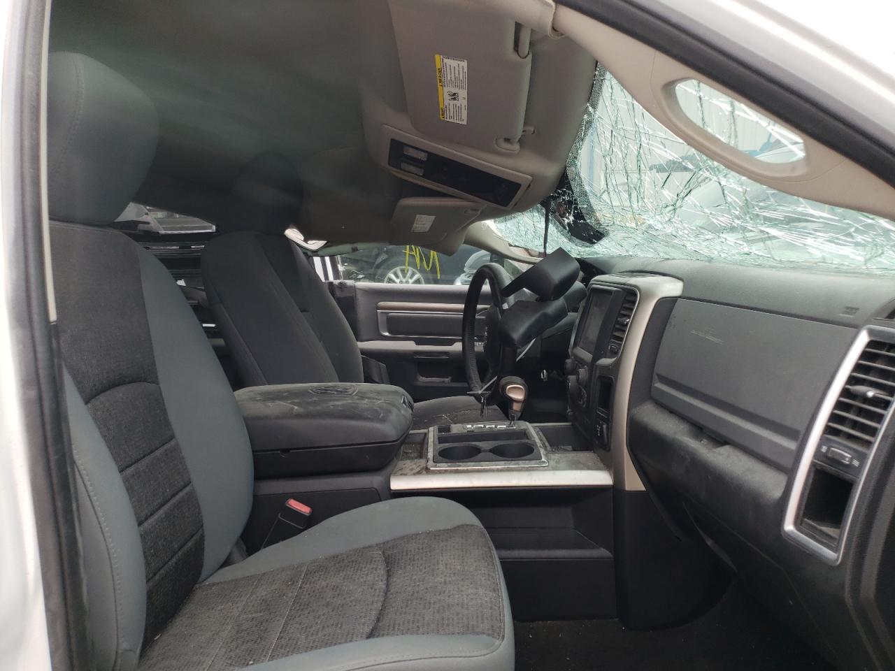 Foto 5 de la subasta – 2013 RAM 1500 SLT con VIN 1C6RR6LT1DS628785