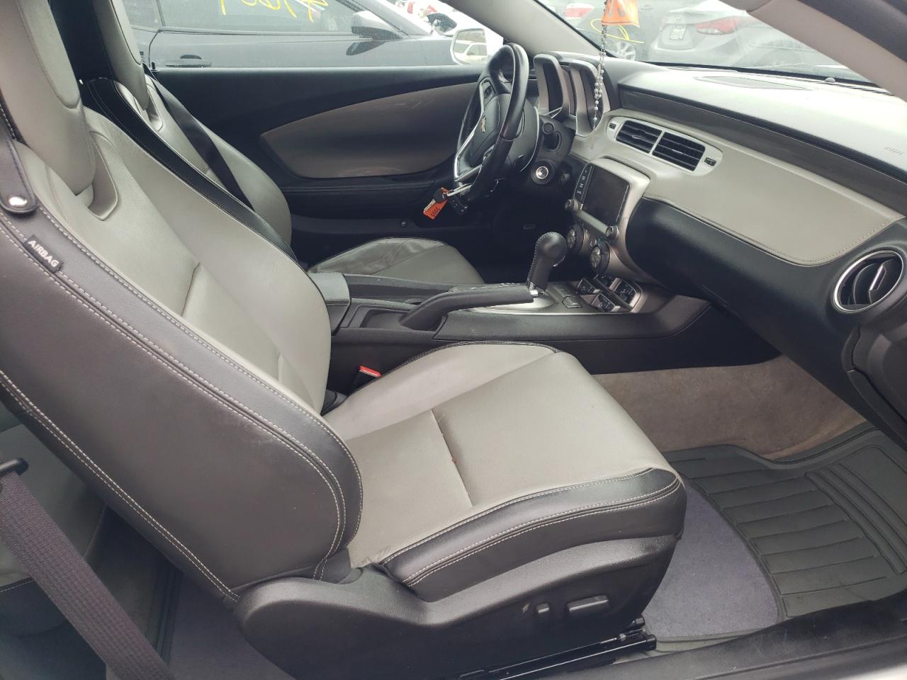 Photo 5 from auction – 2015 CHEVROLET CAMARO LT with VIN 2G1FF1E31F9296302