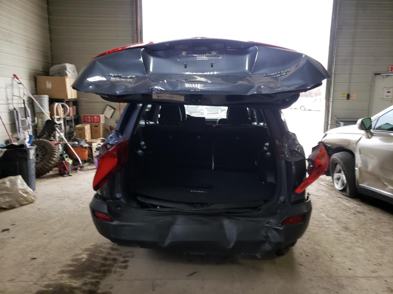 Photo 9 from auction – 2014 TOYOTA RAV4 LIMIT with VIN JTMDFREV3ED065529