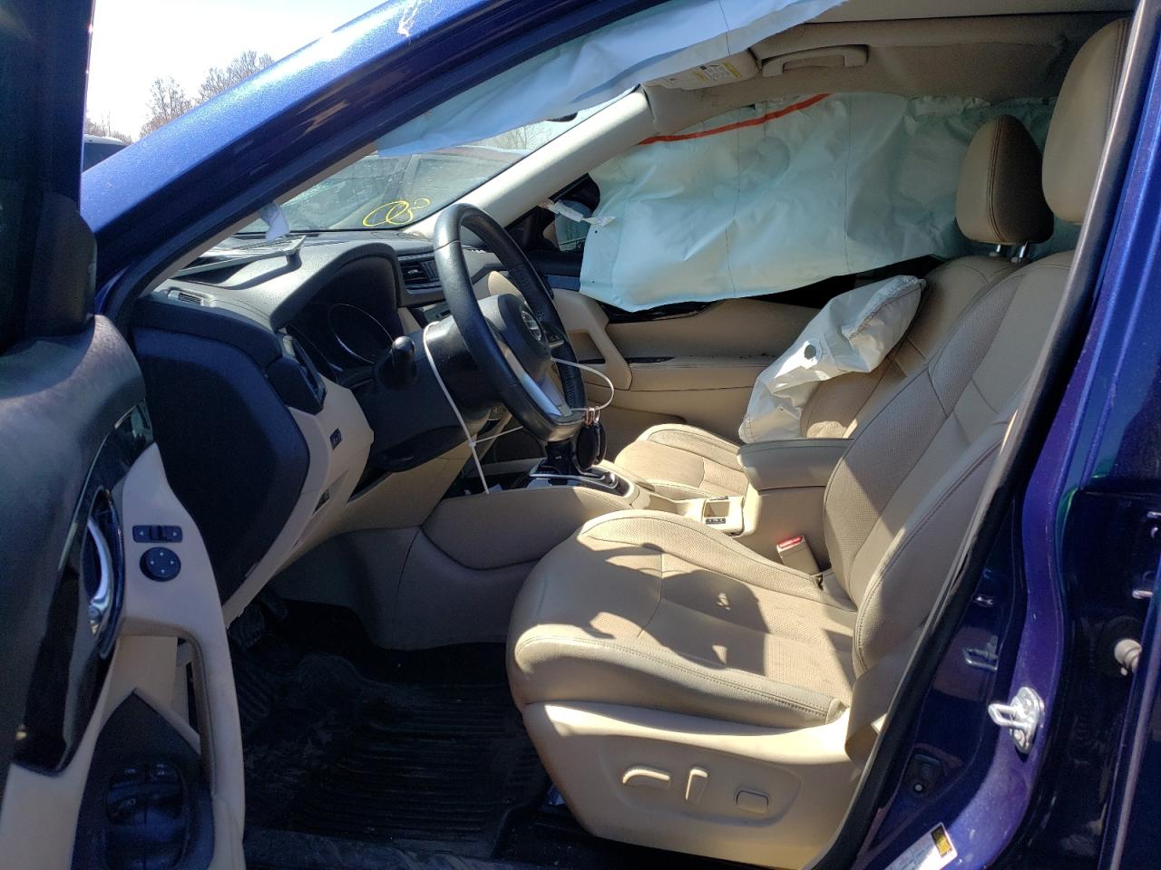 Photo 5 from auction – 2017 NISSAN ROGUE S with VIN 5N1AT2MT0HC762116