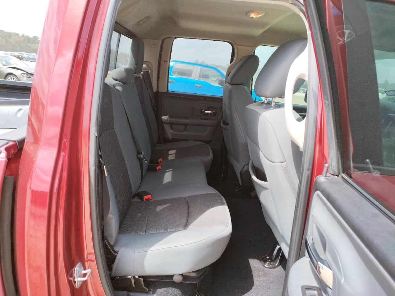 Photo 6 from auction – 2013 RAM 1500 SLT with VIN 1C6RR6GT4DS693852