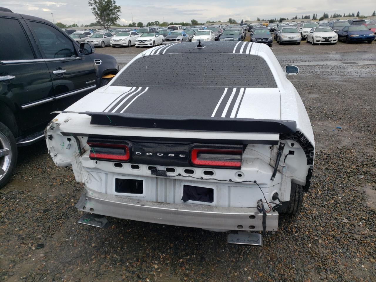 Photo 9 from auction – 2015 DODGE CHALLENGER with VIN 2C3CDZBT7FH924344