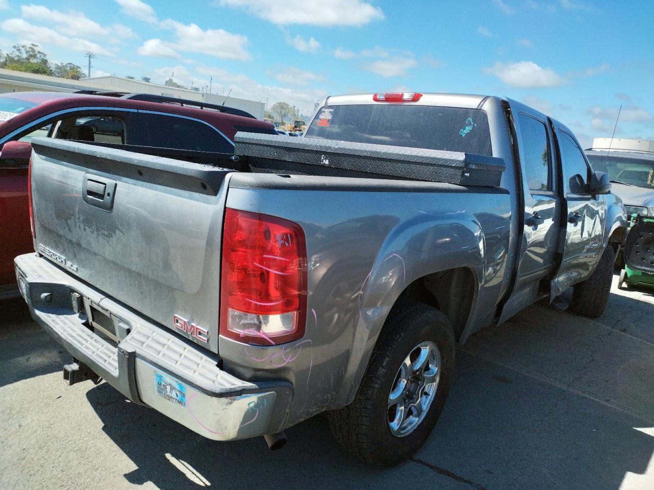 Photo 4 from auction – 2008 GMC SIERRA C15 with VIN 2GTEC13J181228127