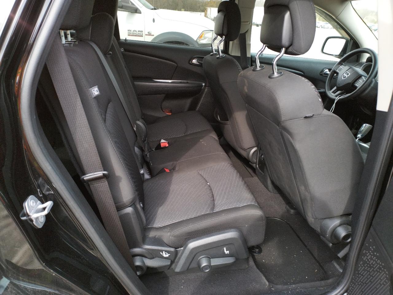 Photo 6 from auction – 2016 DODGE JOURNEY SE with VIN 3C4PDCAB4GT114584