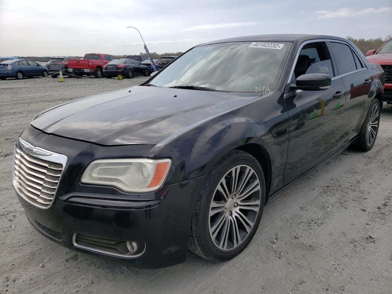 صورة رقم 2 من المزاد - 2013 CHRYSLER 300 S مع VIN 2C3CCABG6DH561622
