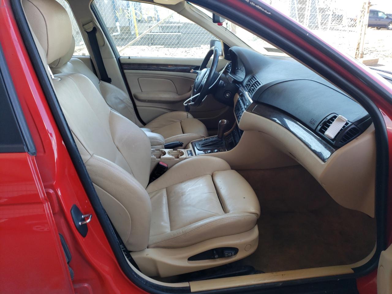 صورة رقم 5 من المزاد - 2003 BMW 325I مع VIN WBAET374X3NJ41282