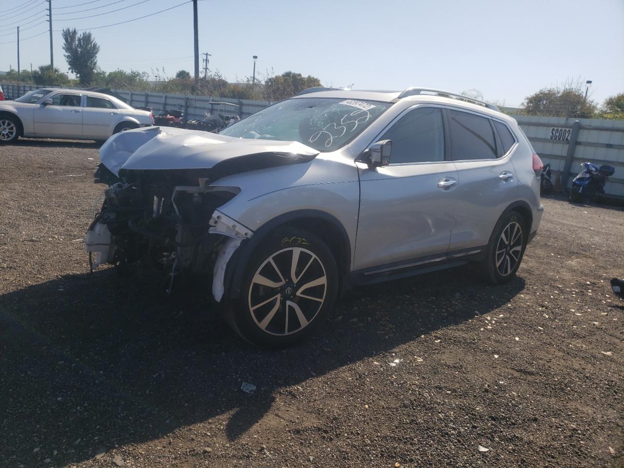Photo 2 from auction – 2019 NISSAN ROGUE S with VIN 5N1AT2MT5KC712352
