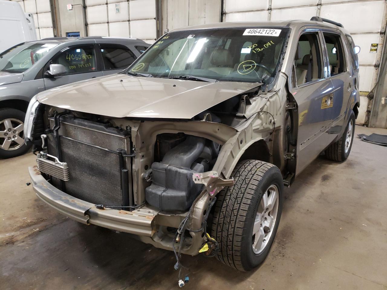 Photo 2 from auction – 2011 HONDA PILOT EXL with VIN 5FNYF4H53BB041090