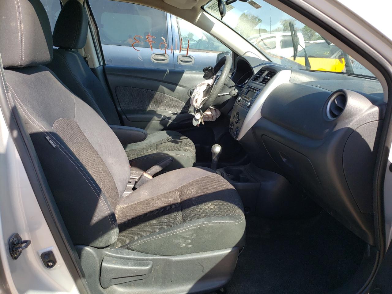 Photo 5 from auction – 2016 NISSAN VERSA S with VIN 3N1CN7AP2GL853860