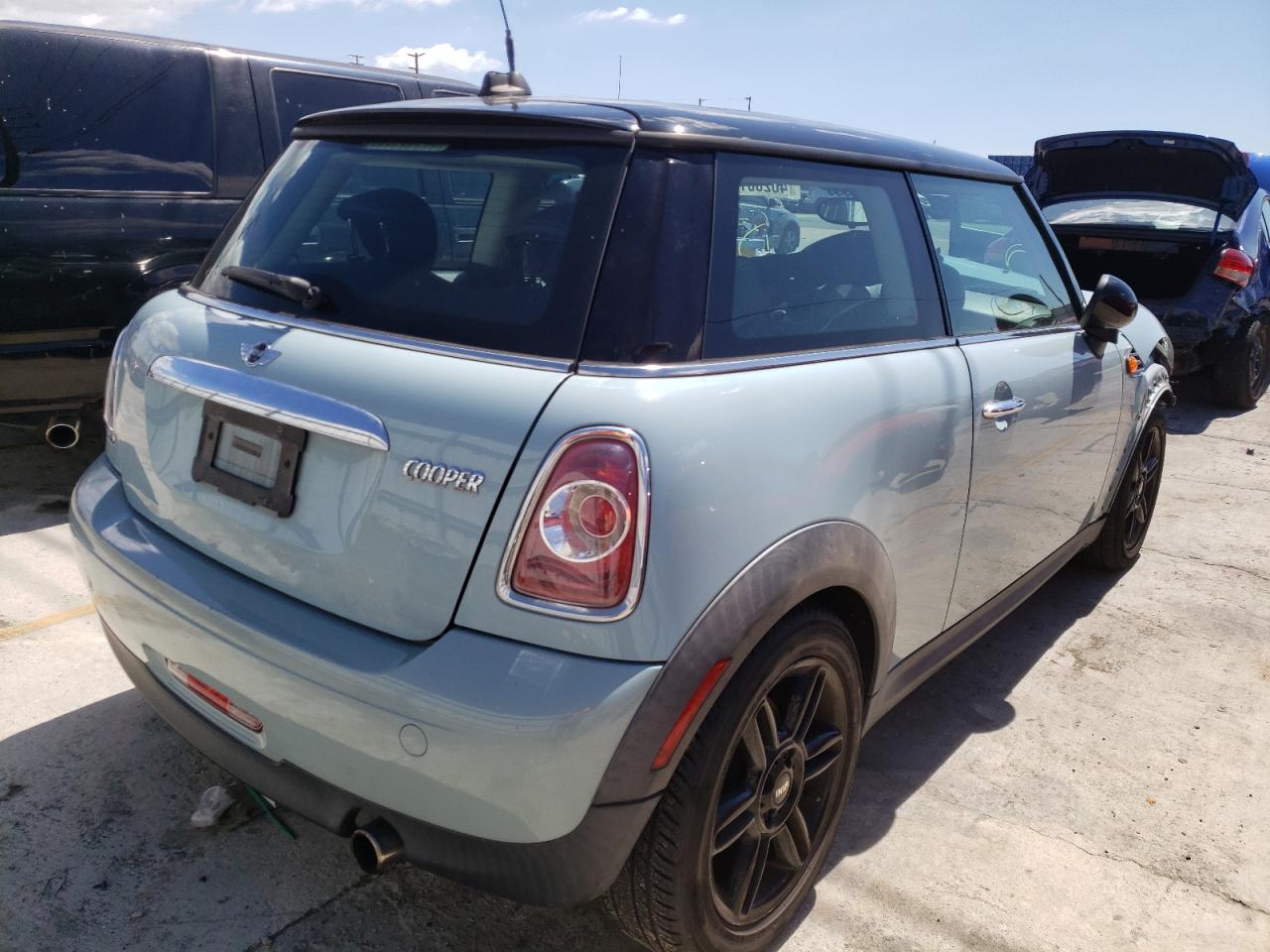Photo 4 from auction – 2013 MINI COOPER with VIN WMWSU3C5XDT545792