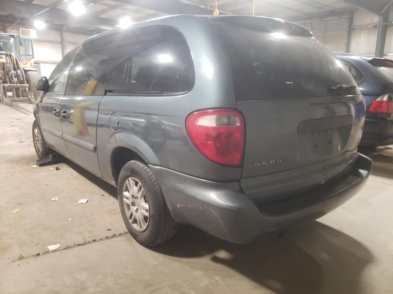 Photo 3 from auction – 2005 DODGE GRAND CARA with VIN 1D4GP24R05B429538