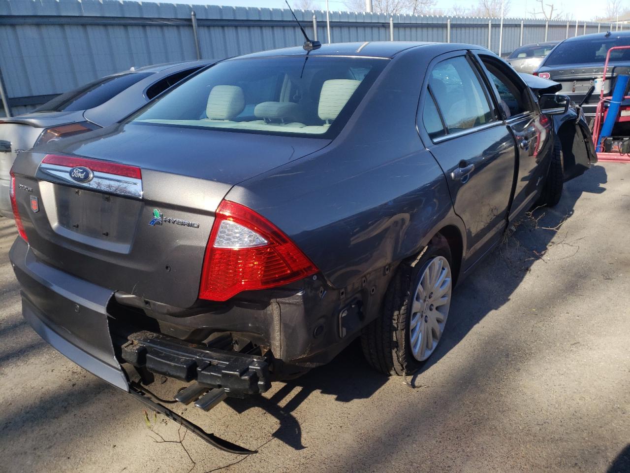 صورة رقم 4 من المزاد - 2011 FORD FUSION HYB مع VIN 3FADP0L36BR129727
