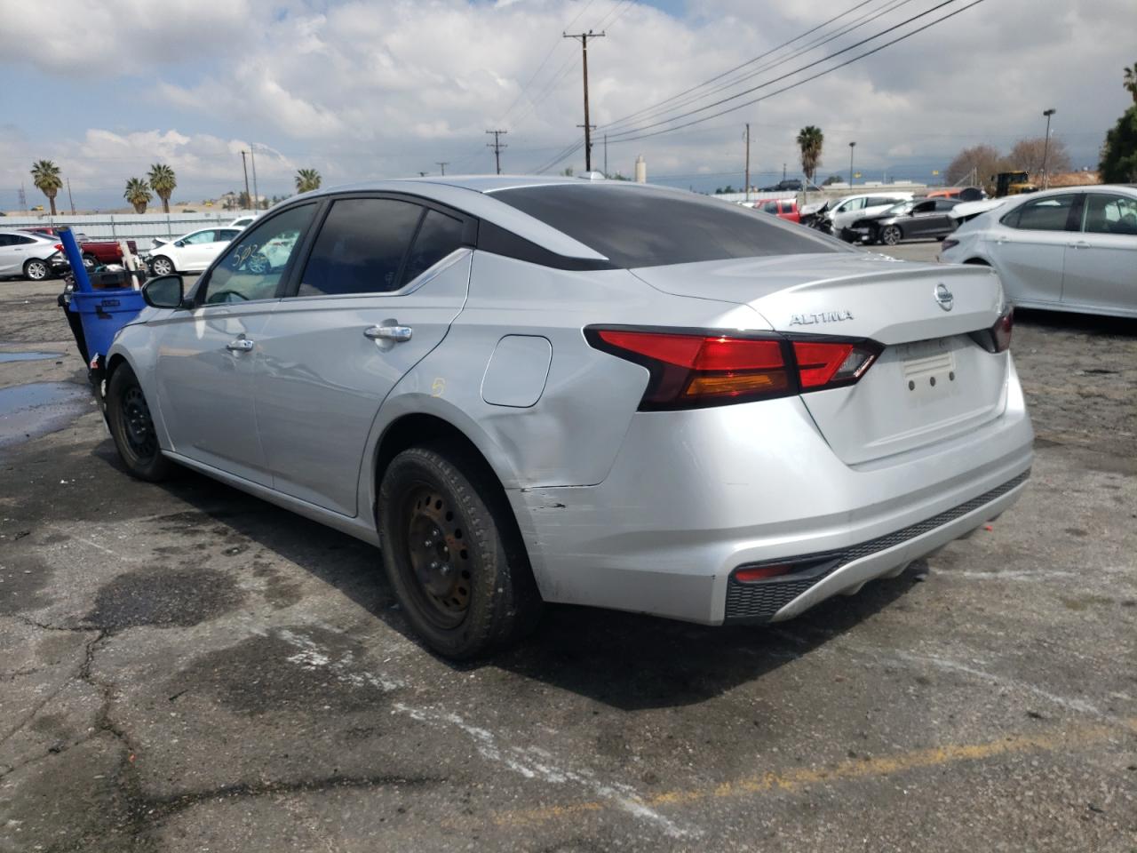 Photo 3 from auction – 2020 NISSAN ALTIMA S with VIN 1N4BL4BV4LC209105