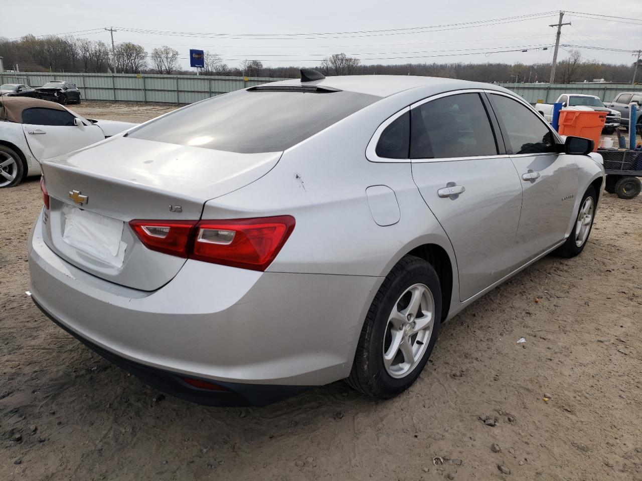 Photo 4 from auction – 2016 CHEVROLET MALIBU LS with VIN 1G1ZB5ST5GF335499
