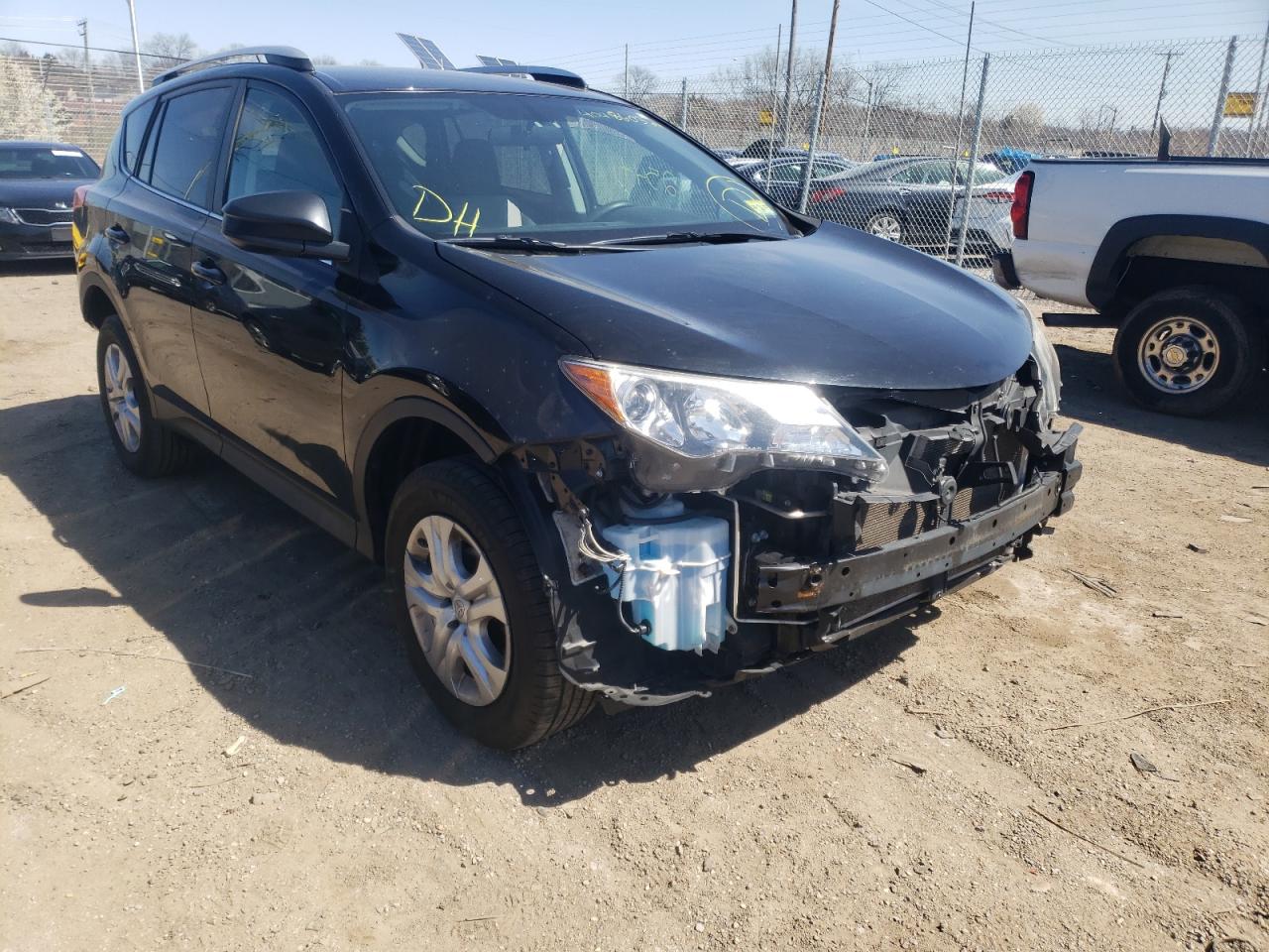 TOYOTA RAV4 LE 2015 with VIN 2T3BFREV7FW382628 - Photo from auction