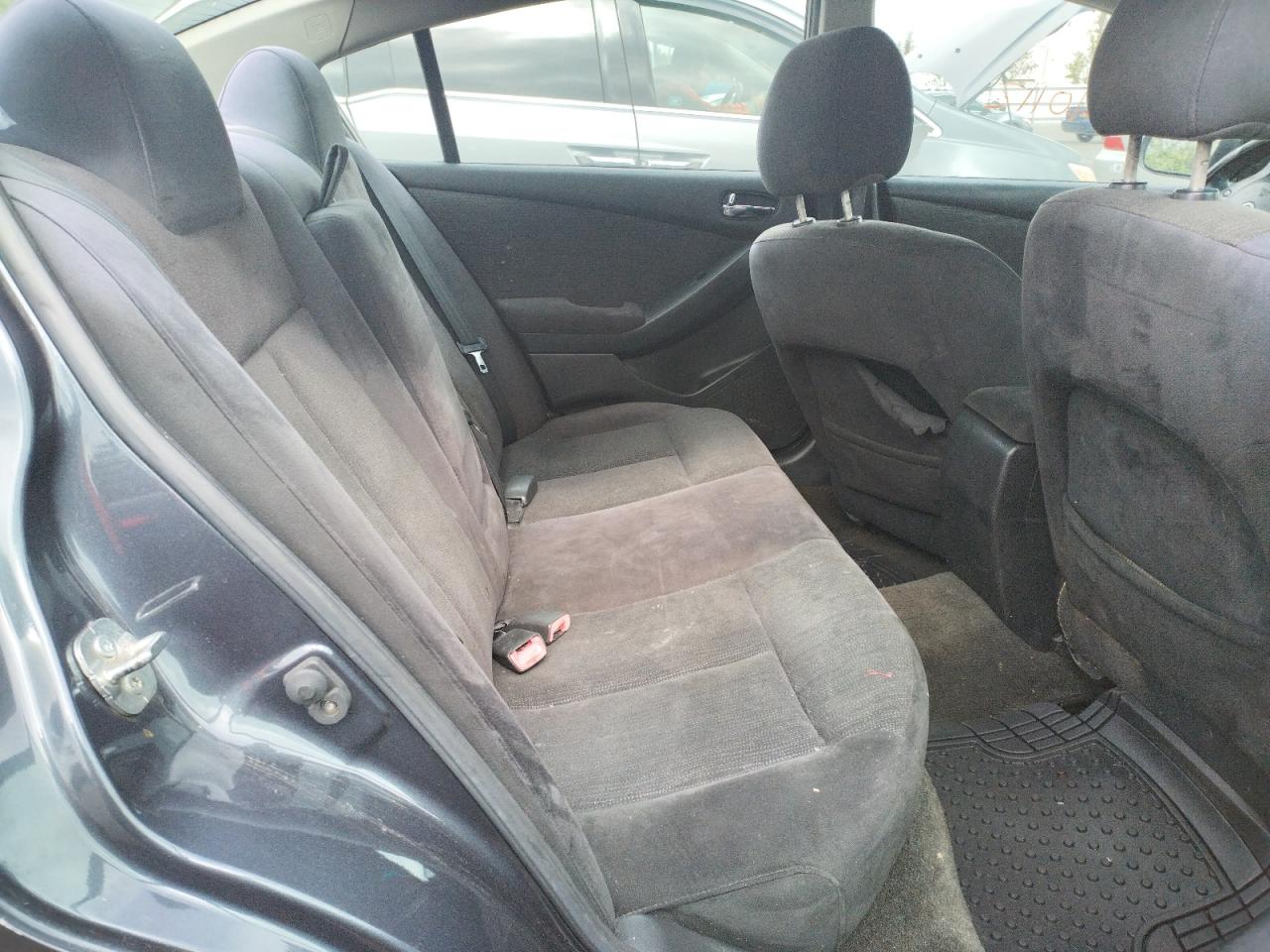 Photo 6 from auction – 2011 NISSAN ALTIMA HYB with VIN 1N4CL2AP1BC106136