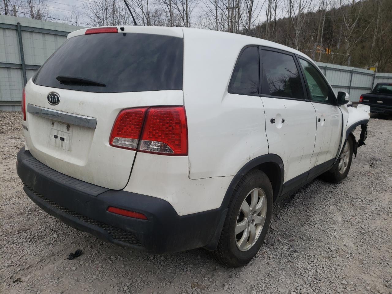 Photo 4 from auction – 2012 KIA SORENTO BA with VIN 5XYKT3A13CG253904