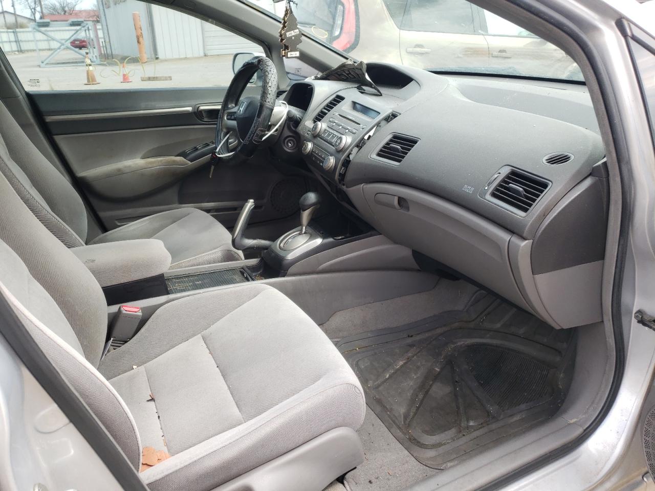 Photo 5 from auction – 2007 HONDA CIVIC EX with VIN 1HGFA16827L107071