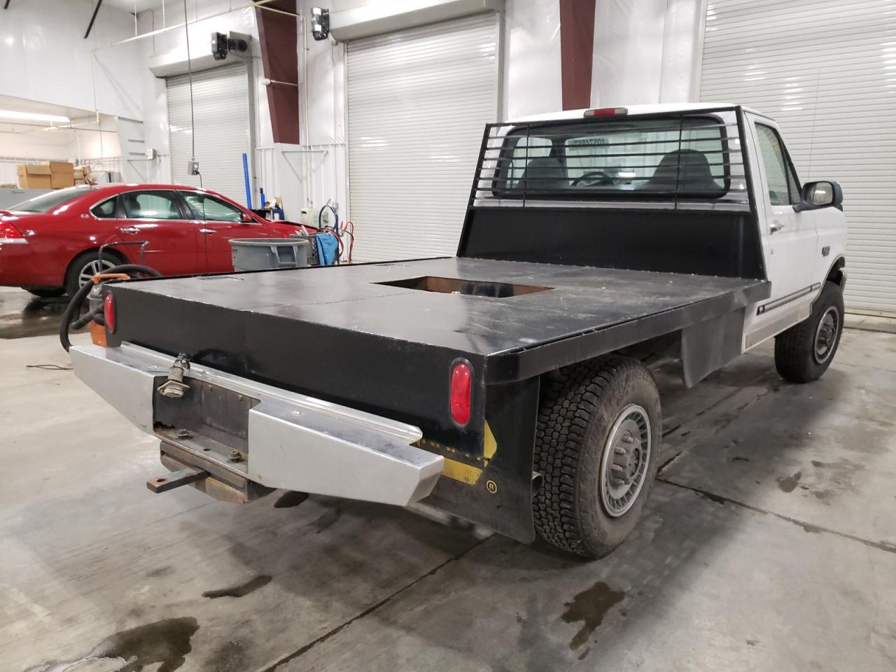 Photo 4 from auction – 1995 FORD F250 with VIN 1FTHF26HXSNB77266