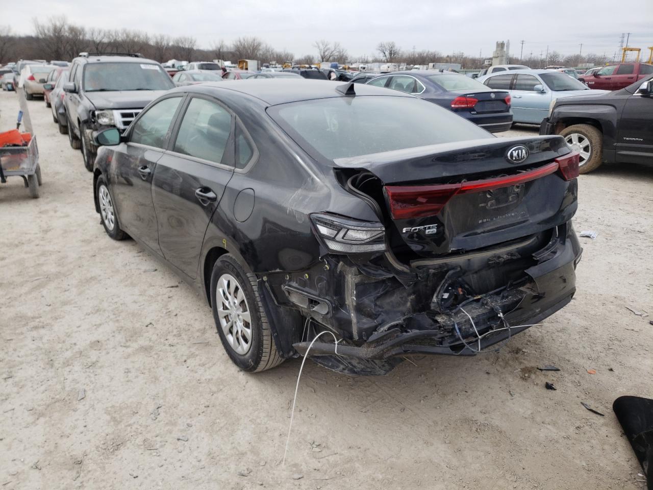Photo 3 from auction – 2019 KIA FORTE FE with VIN 3KPF24AD4KE027435