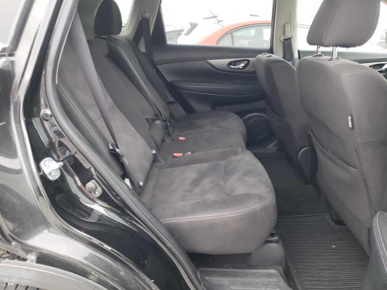 Photo 6 from auction – 2016 NISSAN ROGUE S with VIN KNMAT2MV8GP720208