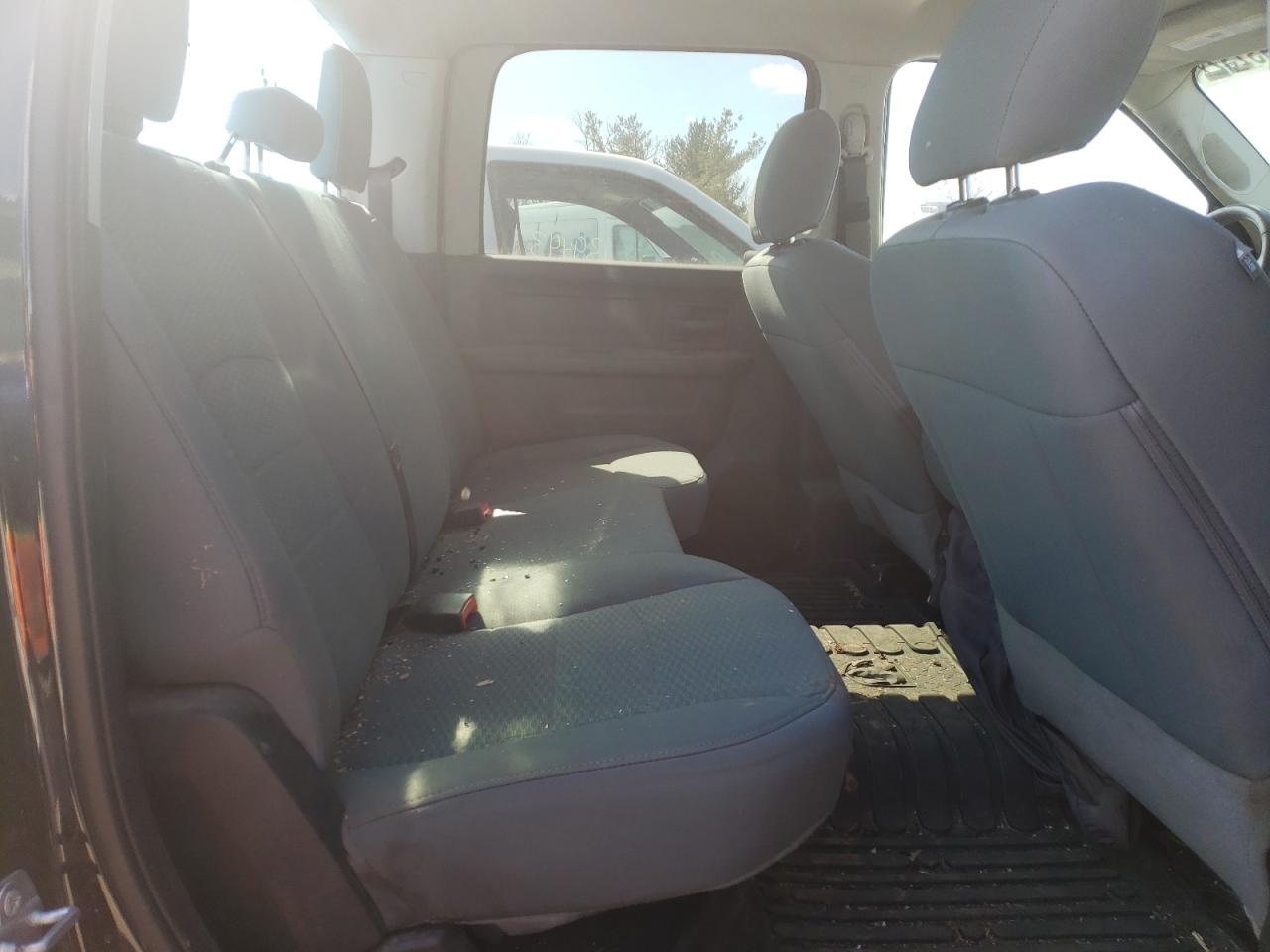 Photo 6 from auction – 2018 RAM 3500 ST with VIN 3C63RRGL2JG319444