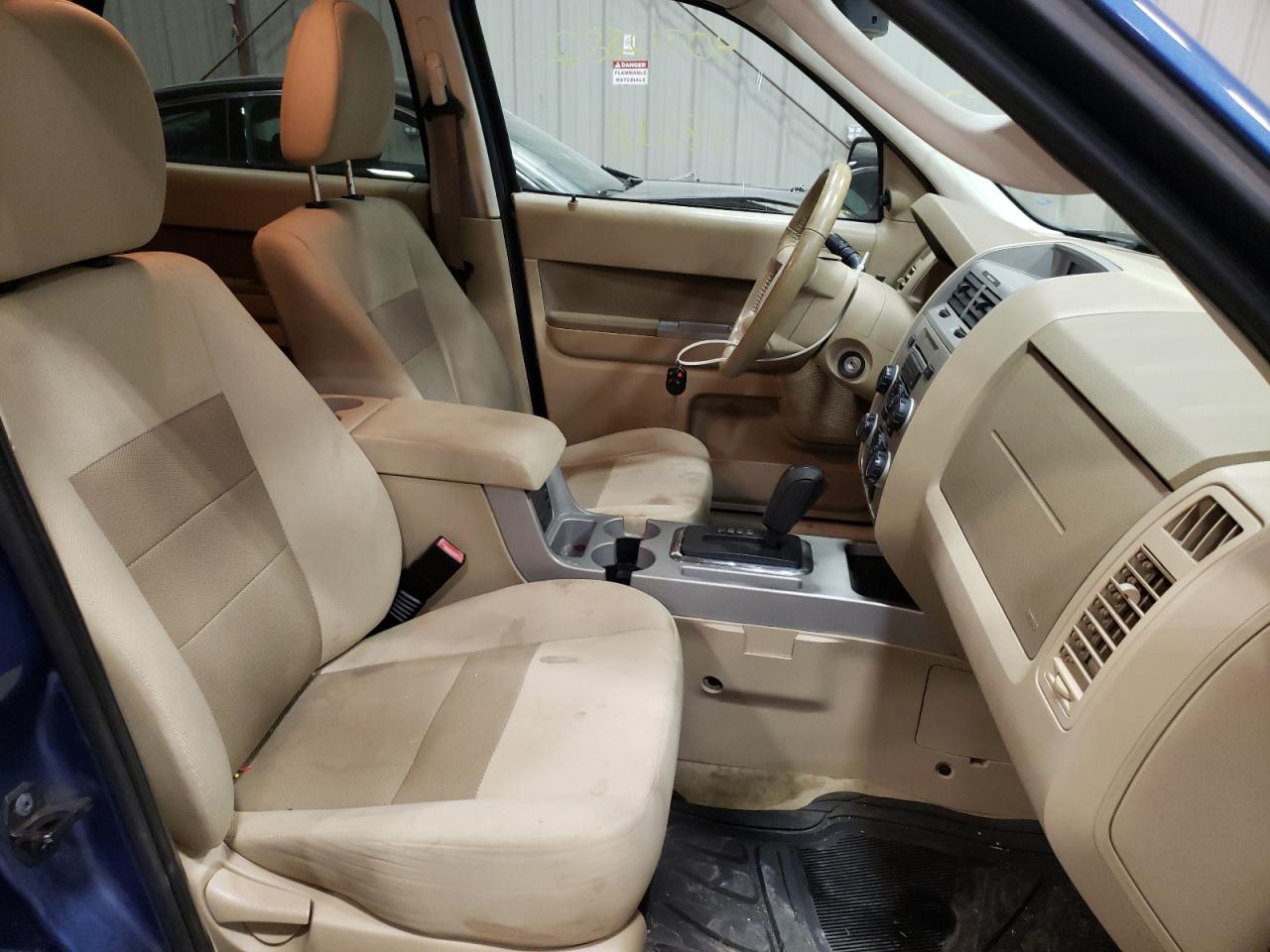 Photo 5 from auction – 2009 FORD ESCAPE XLT with VIN 1FMCU03G49KA59916