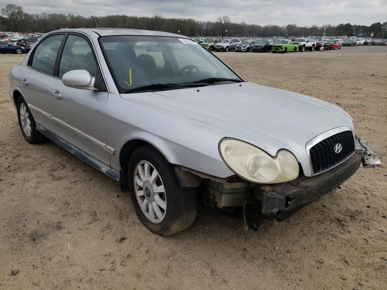 HYUNDAI SONATA GLS 2002 with VIN KMHWF35H22A650580 - Photo from auction
