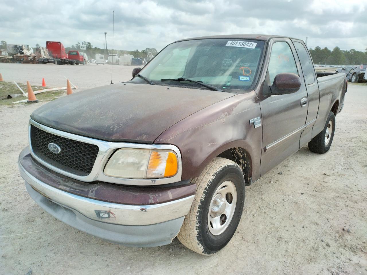 Photo 2 from auction – 2003 FORD F150 with VIN 1FTRX17LX3NB17813