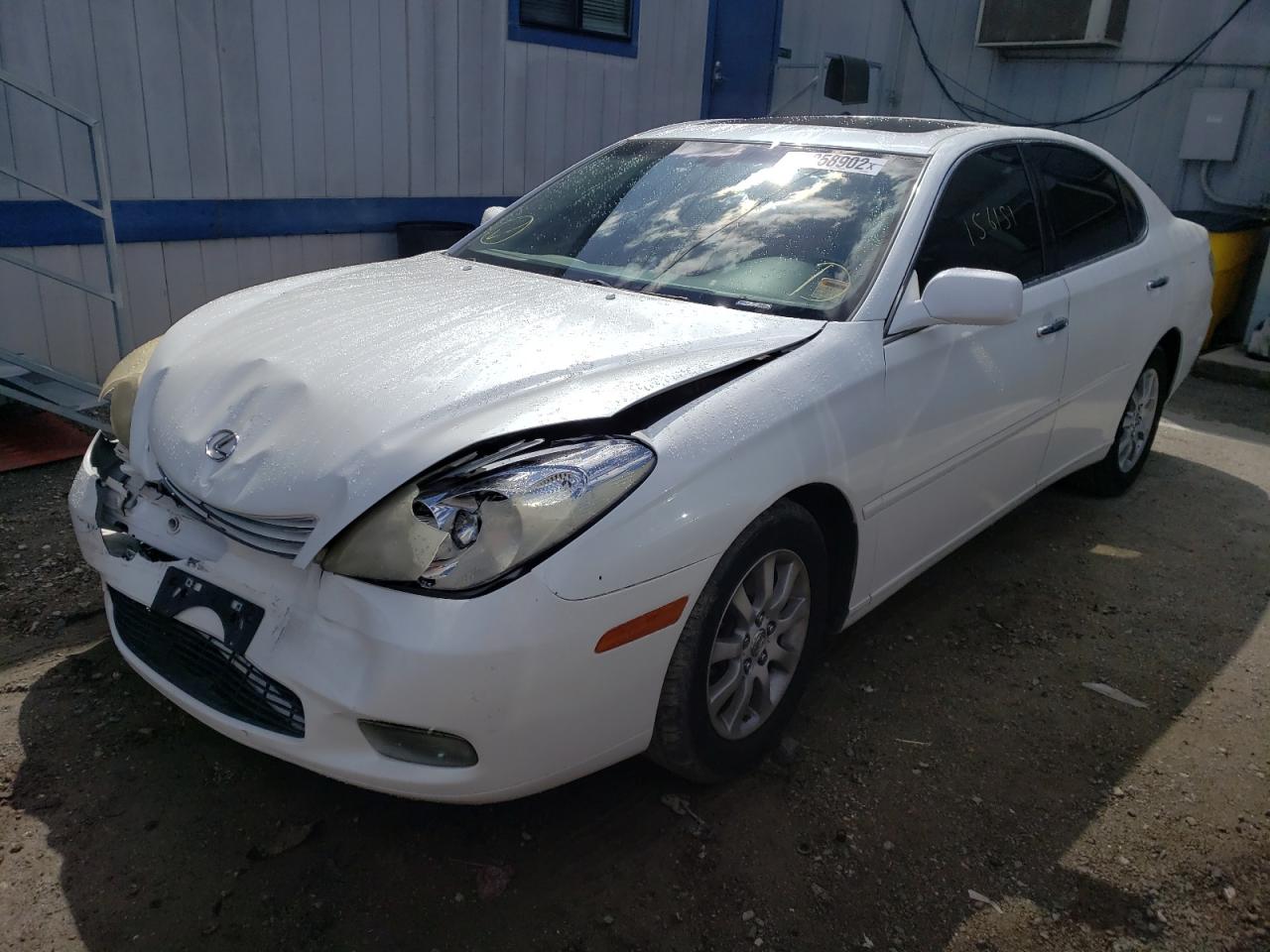 Photo 2 from auction – 2004 LEXUS ES 330 with VIN JTHBA30G445003804