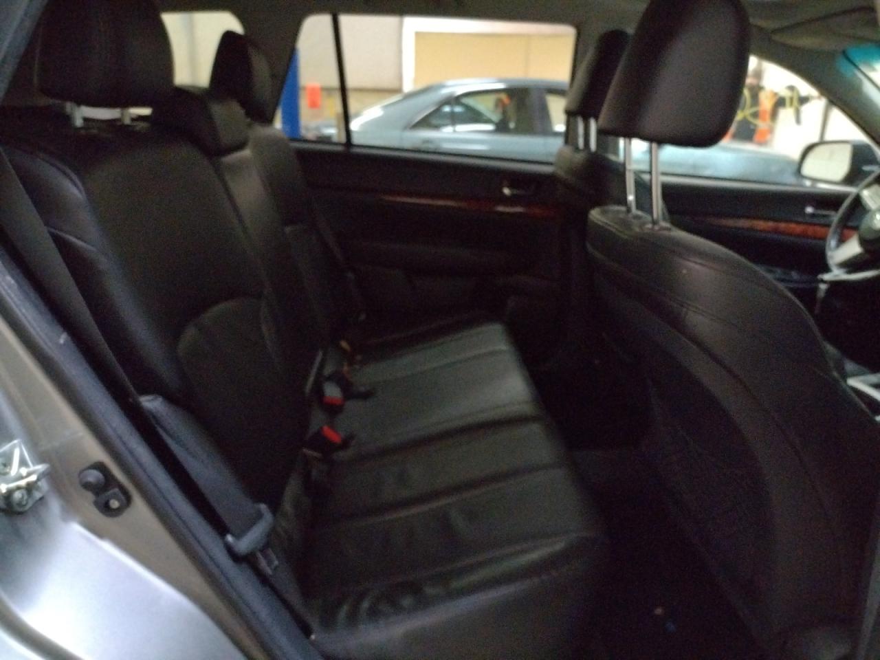 Photo 6 from auction – 2011 SUBARU OUTBACK 2. with VIN 4S4BRBKC4B3323434