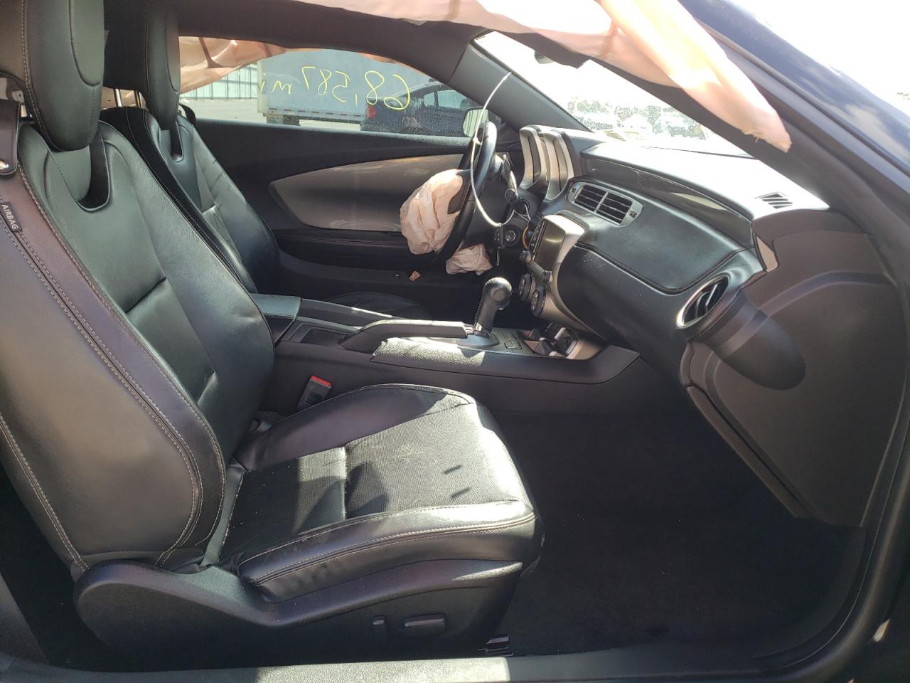 Photo 5 from auction – 2014 CHEVROLET CAMARO LT with VIN 2G1FC1E31E9145502