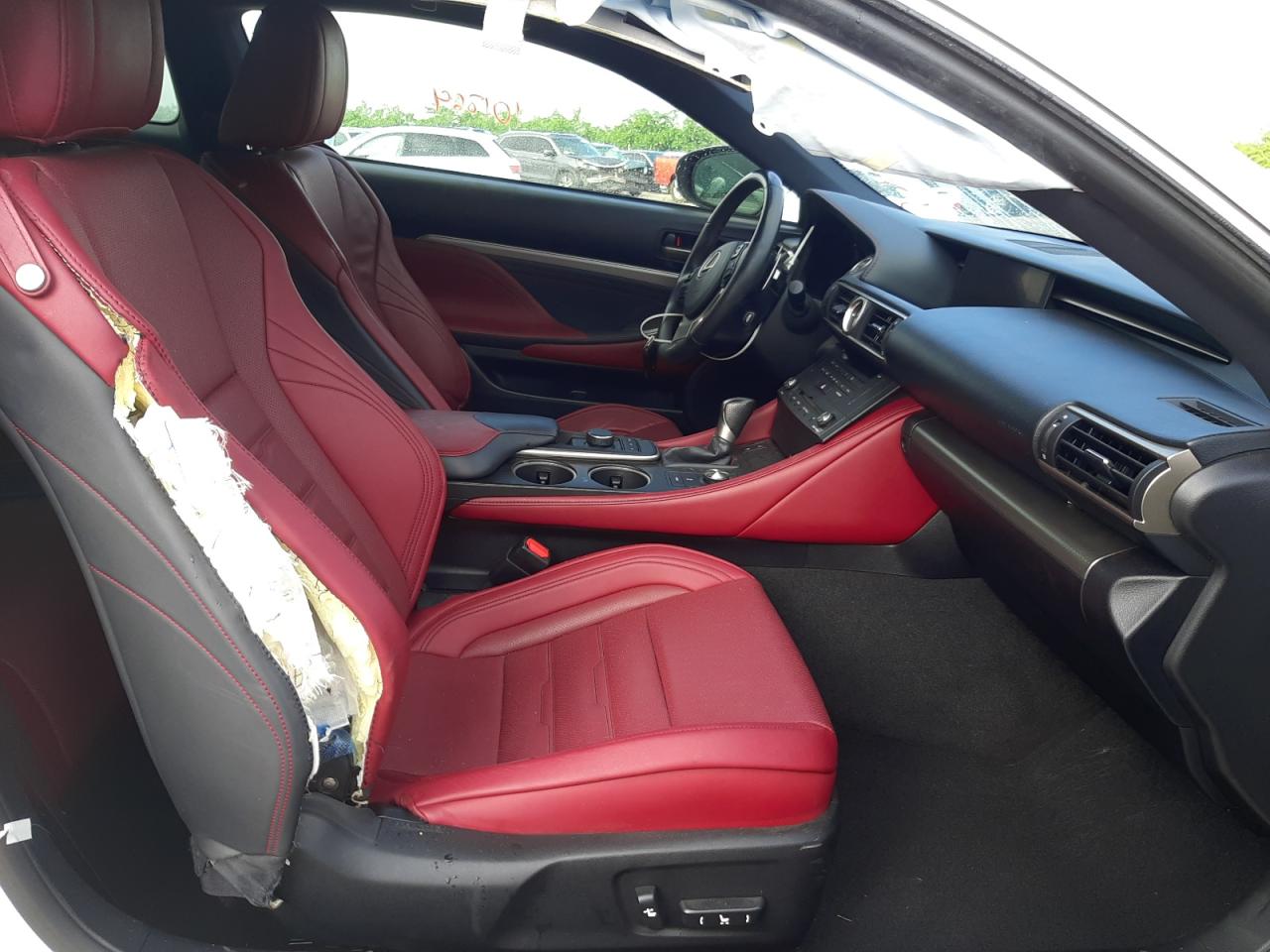 Photo 5 from auction – 2015 LEXUS RC 350 with VIN JTHHE5BC4F5003583