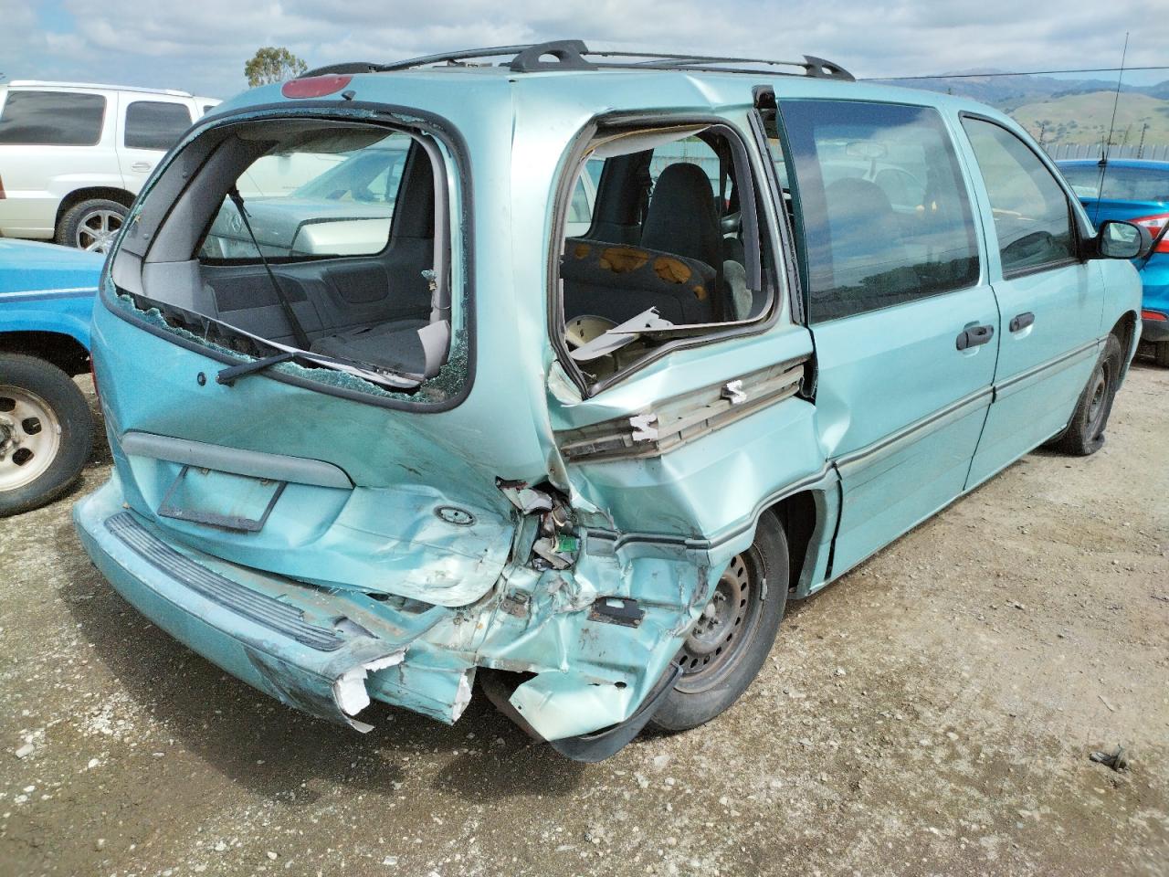 Photo 4 from auction – 1996 FORD WINDSTAR W with VIN 2FMDA51U8TBA45747