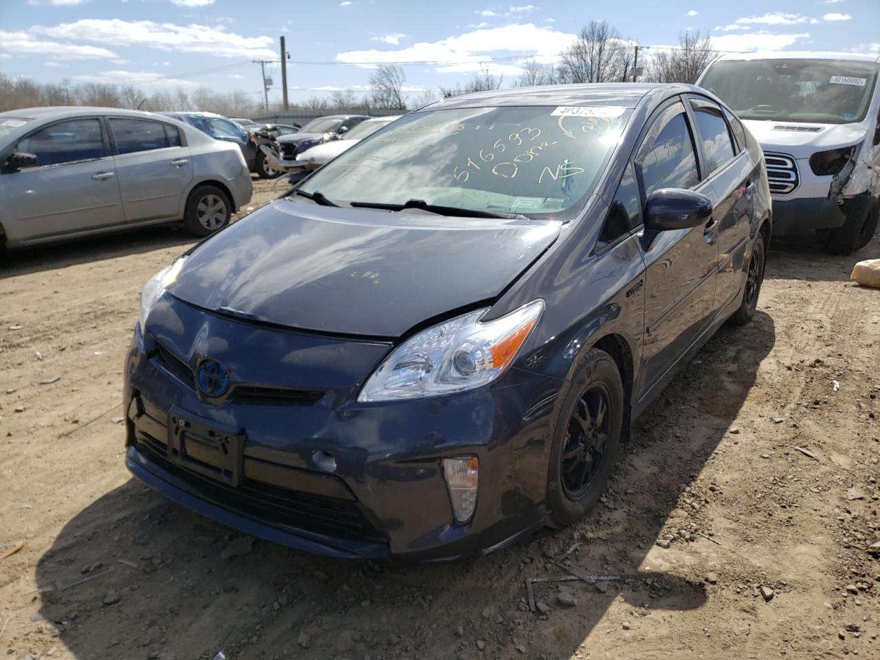 Photo 2 from auction – 2013 TOYOTA PRIUS with VIN JTDKN3DU7D1616593