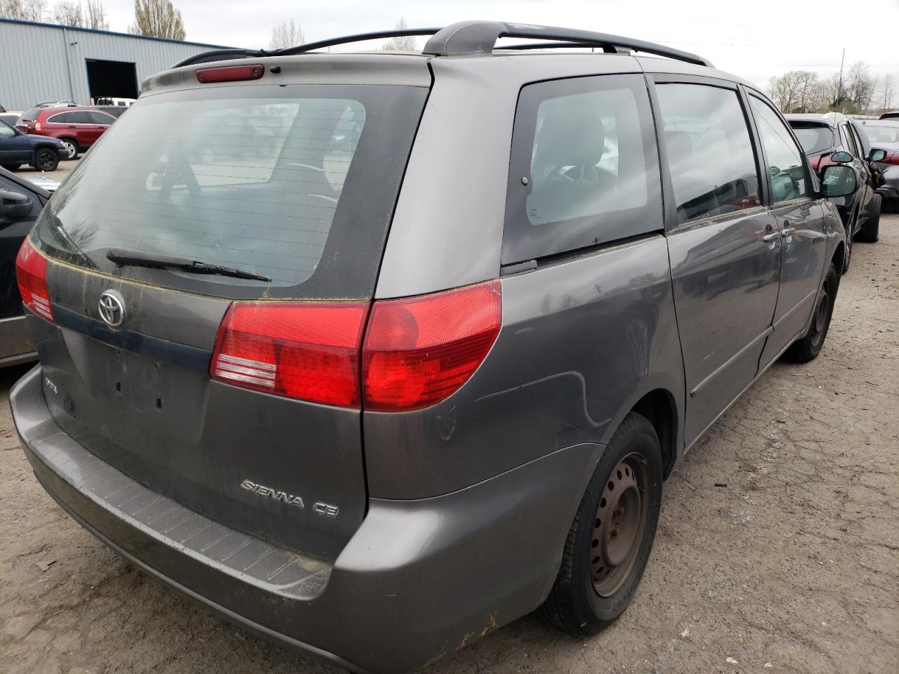 Photo 4 from auction – 2004 TOYOTA SIENNA CE with VIN 5TDZA23CX4S030499