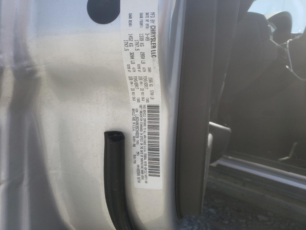 Photo 10 from auction – 2009 JEEP GRAND CHER with VIN 1J8GS48K99C548220