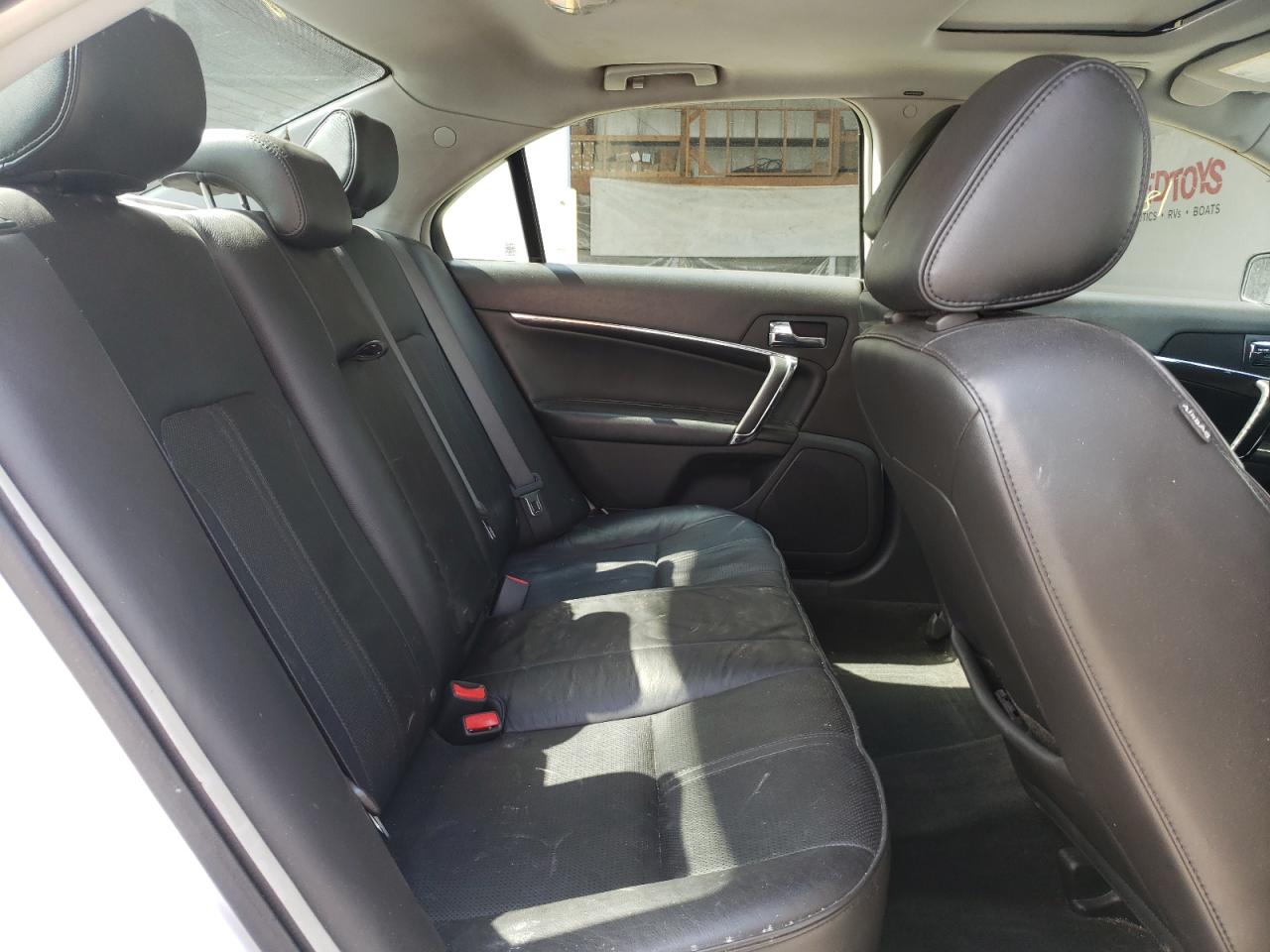 Photo 6 from auction – 2011 LINCOLN MKZ with VIN 3LNHL2GCXBR758741