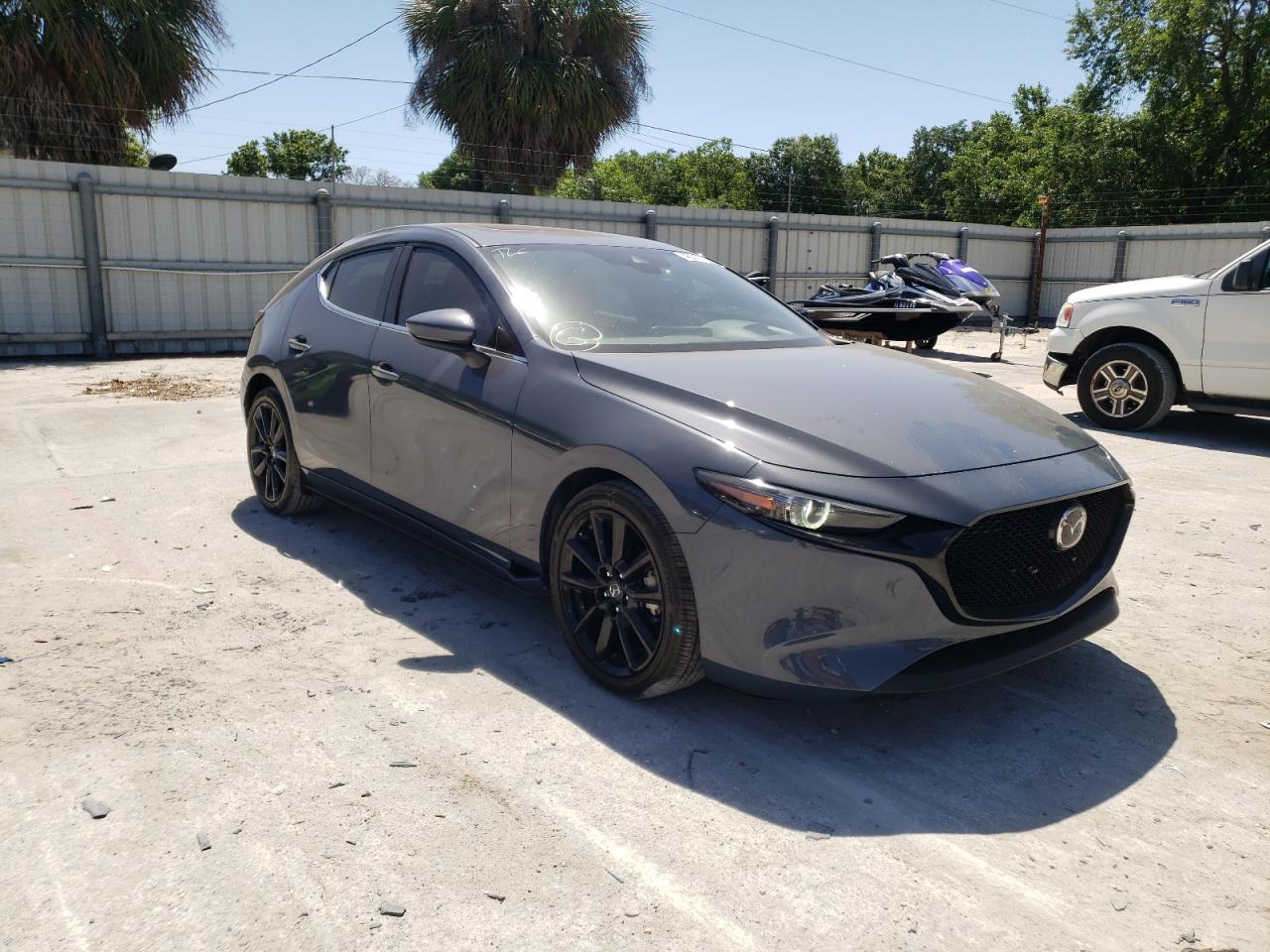 MAZDA 3 PREMIUM 2021 with VIN JM1BPAML0M1329232 - Photo from auction