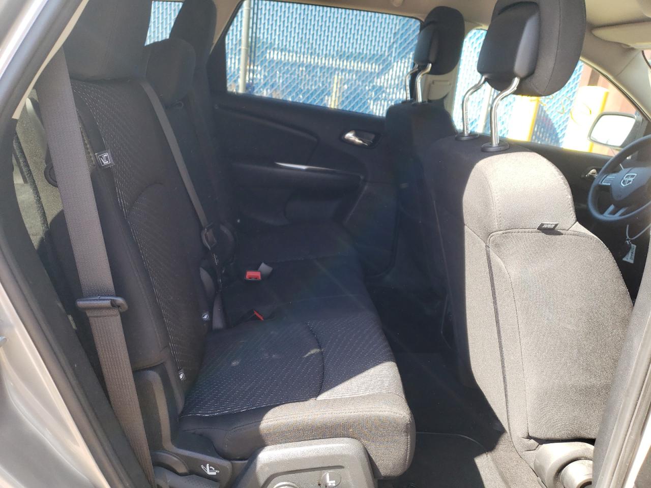 Photo 6 from auction – 2016 DODGE JOURNEY SE with VIN 3C4PDCABXGT139439