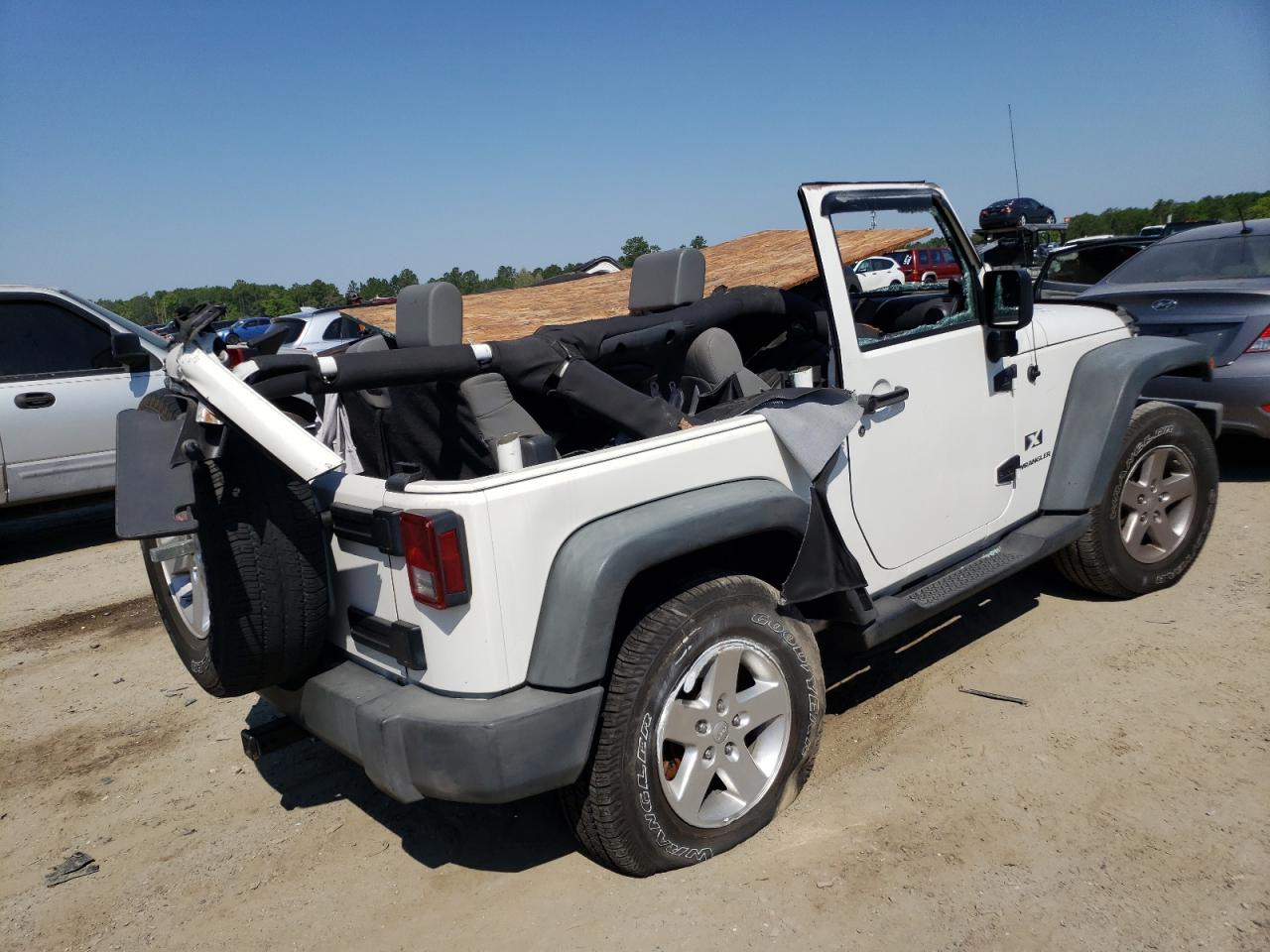 Photo 4 from auction – 2008 JEEP WRANGLER X with VIN 1J4FA24198L544376