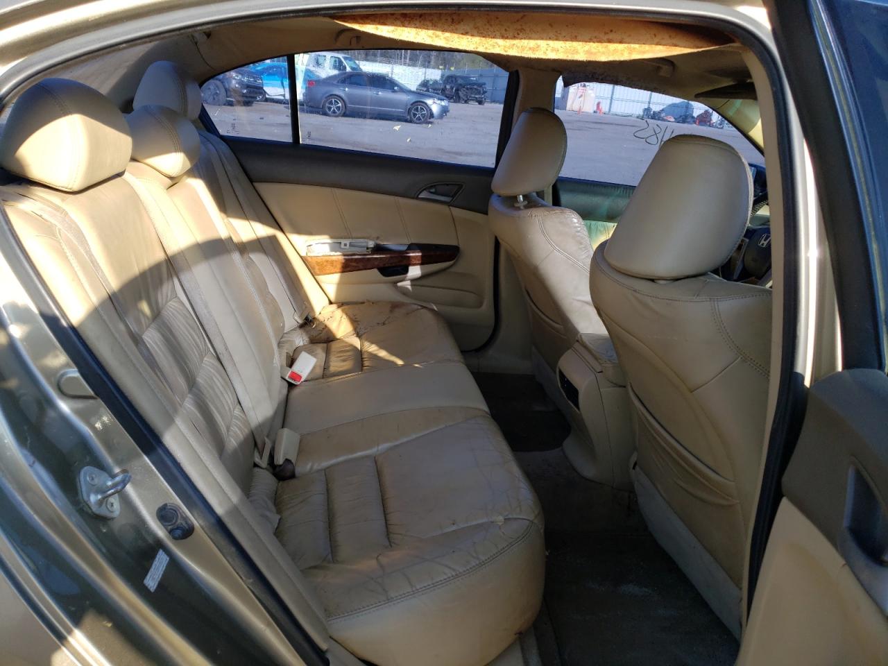 Photo 6 from auction – 2010 HONDA ACCORD EXL with VIN 1HGCP2F85AA006200