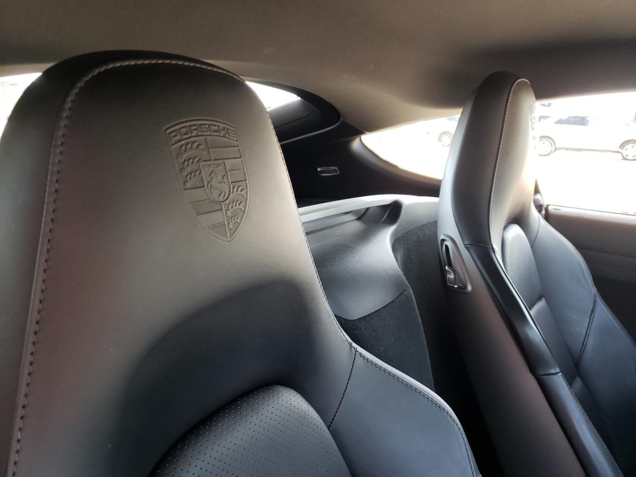 Photo 6 from auction – 2016 PORSCHE CAYMAN with VIN WP0AA2A8XGK170804