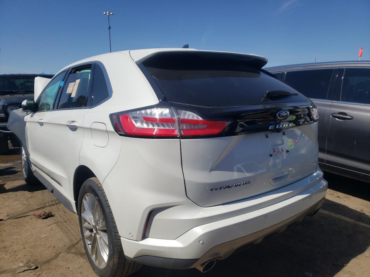 Photo 3 from auction – 2021 FORD EDGE TITAN with VIN 2FMPK4K92MBA17829