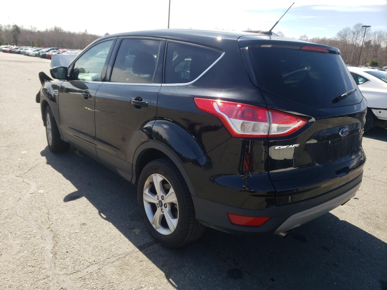 Photo 3 from auction – 2016 FORD ESCAPE SE with VIN 1FMCU9GX9GUA48359