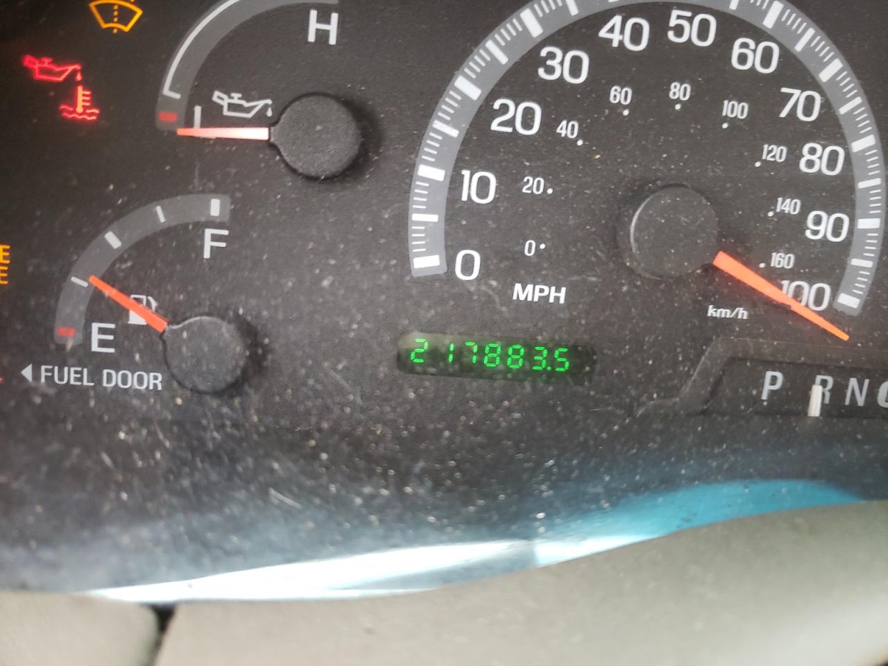Photo 8 from auction – 2002 FORD EXPEDITION with VIN 1FMRU17L22LA11953