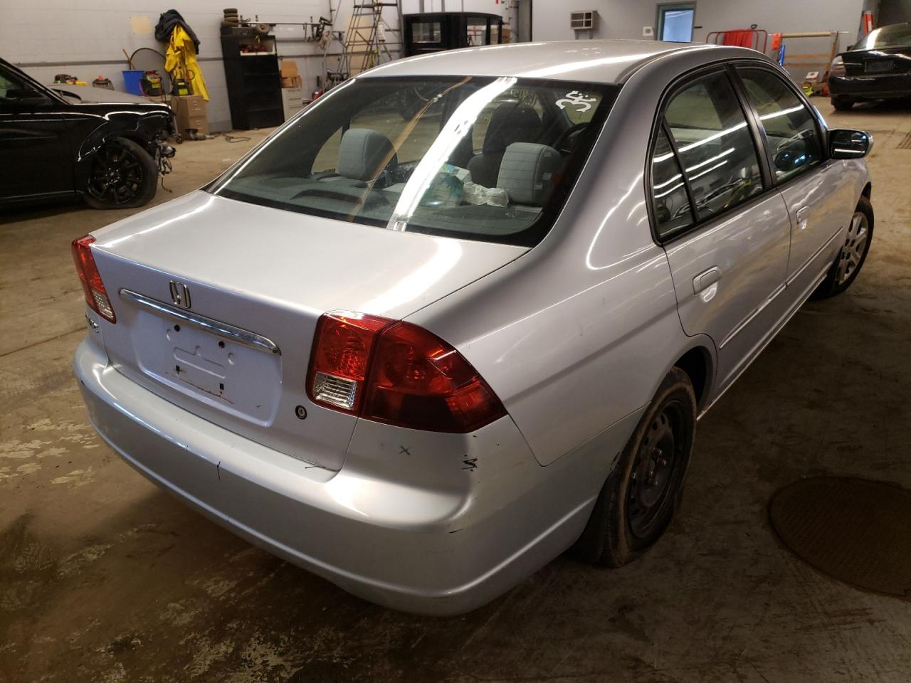 Photo 4 from auction – 2003 HONDA CIVIC EX with VIN 1HGES26743L000894