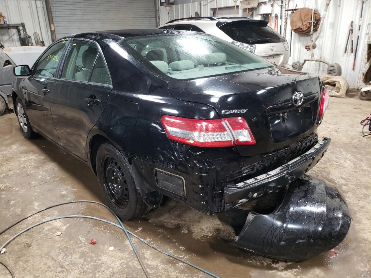 Photo 3 from auction – 2011 TOYOTA CAMRY BASE with VIN 4T1BF3EKXBU717063